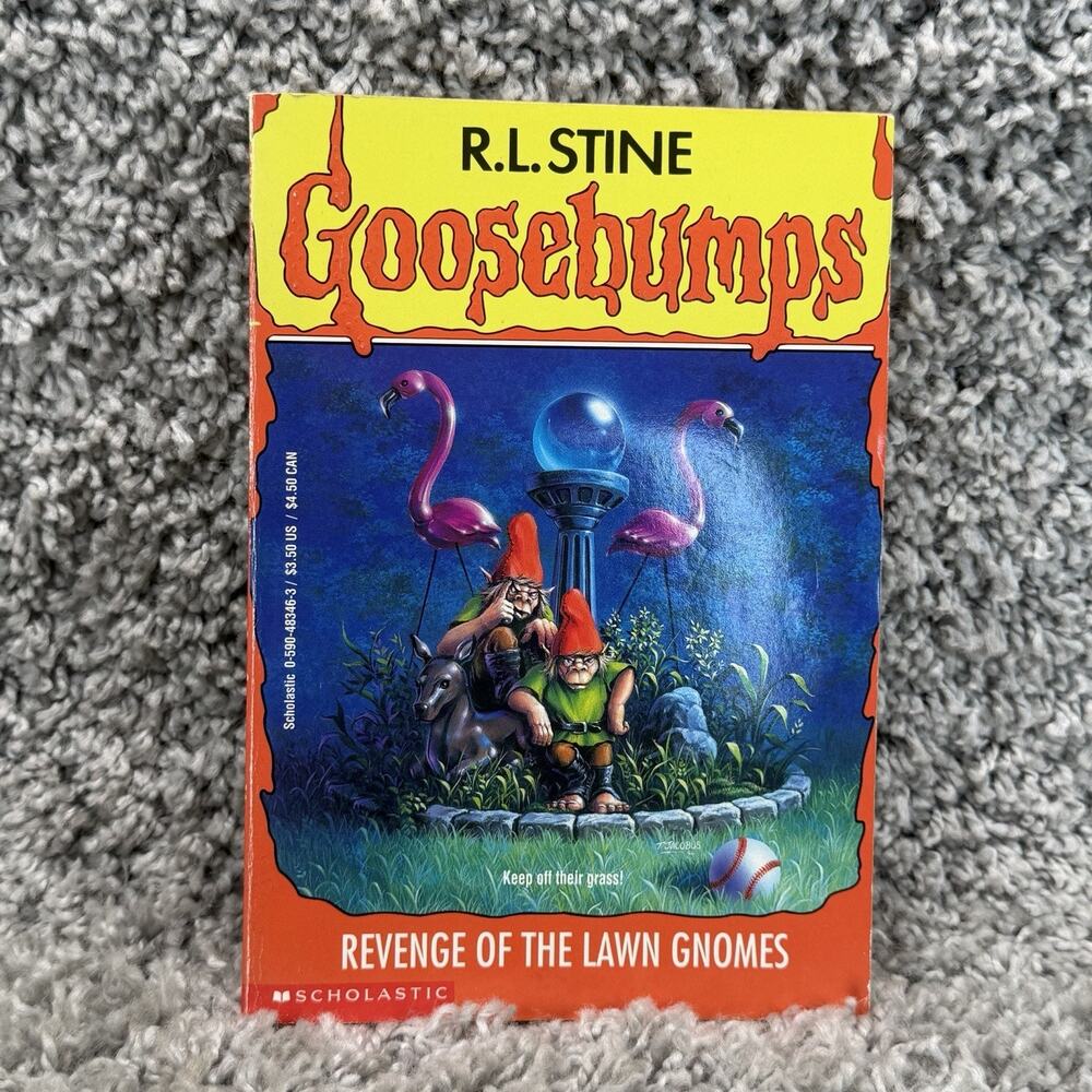 Goosebumps #34 Revenge of the Lawn Gnomes R.L. Stine 1995 1st Print Vintage